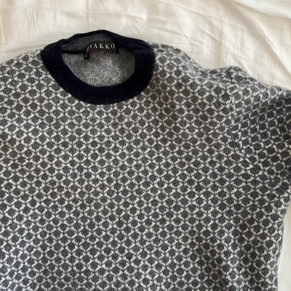 100% wool. From turkey